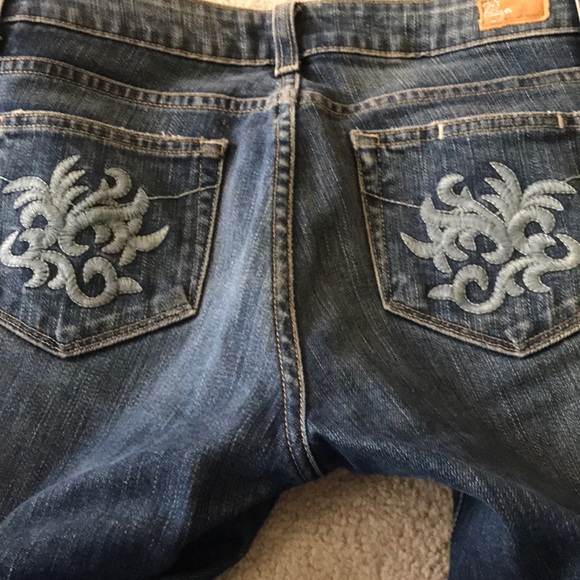 Paige bell bottoms jeans. - Picture 3 of 8